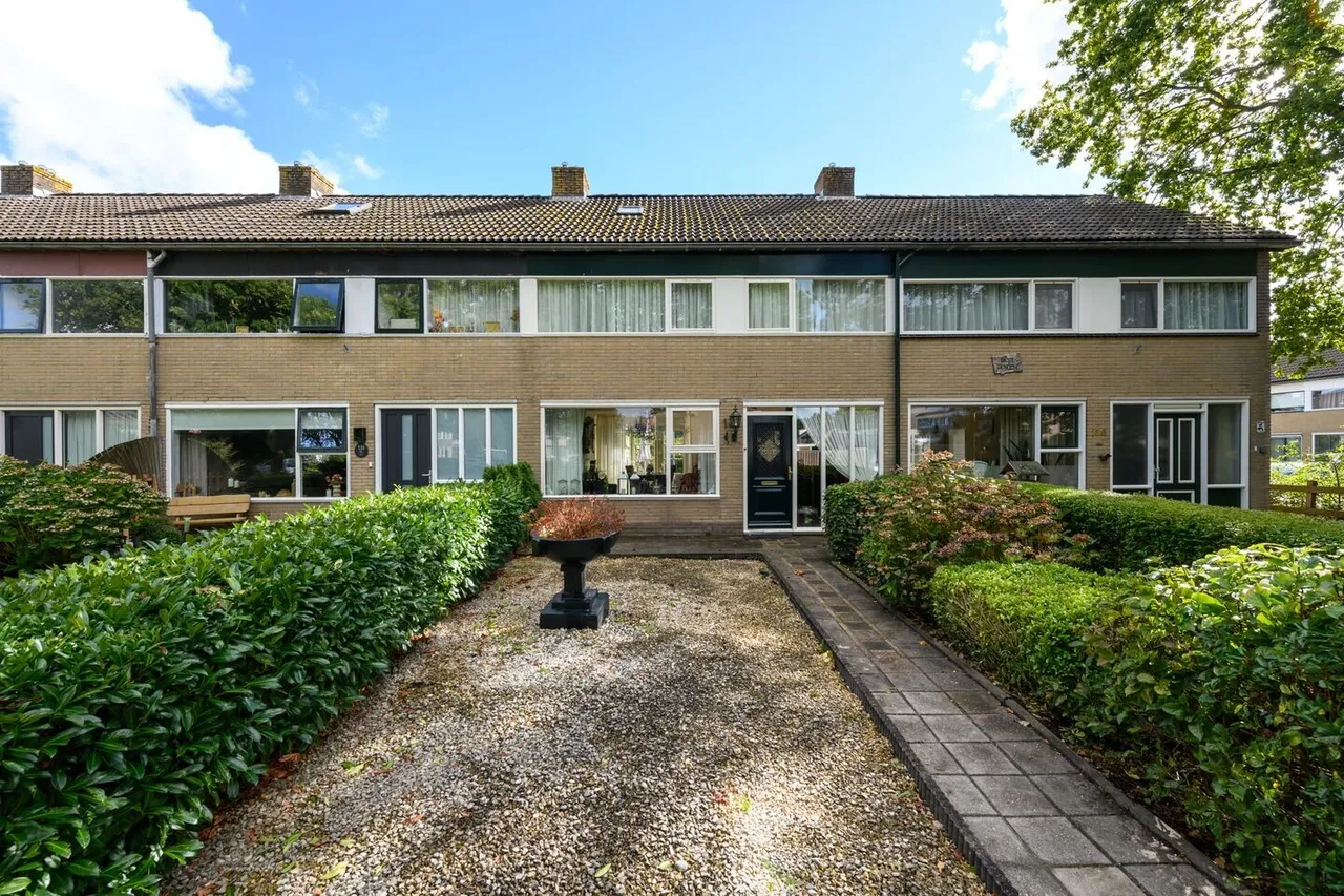 Tussenwoning te koop: Kringgreppelstraat 133, Oosterwolde