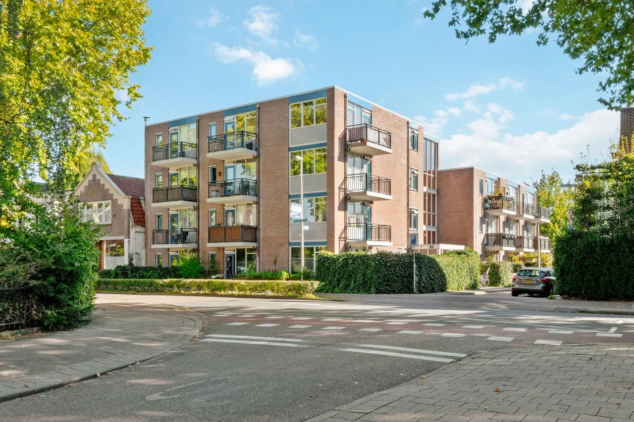 Appartement te koop: Kromme Englaan 14, Bussum