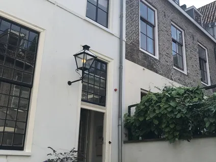 Appartement te huur: Kromme Nieuwegracht 11, Domplein, Neude, Janskerkhof Utrecht