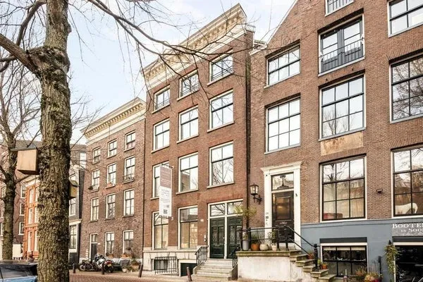 Woning te huur: Kromme Waal, Lastage Amsterdam