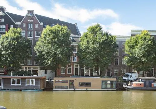 Tussenwoning te koop: Kromme Waal 31F, Amsterdam