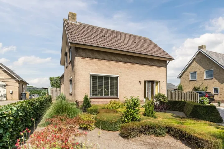 Vrijstaande woning te koop: Krommedelseweg 19, Loosbroek Loosbroek