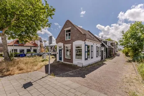 Vrijstaande woning te koop: Krommenieërweg 271, Industriebuurt Wormerveer
