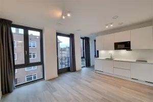 Woning te huur: Krommertstraat, Pieter van der Doesbuurt Amsterdam