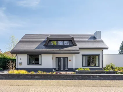 Vrijstaande woning te koop: Kromwaarde 1, Sprundel Sprundel