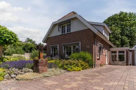 Twee-onder-één-kap te koop: Kroosakker 36, Noord-Scharwoude West Noord-Scharwoude