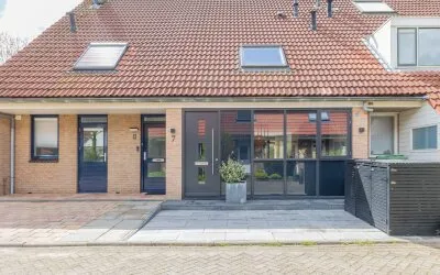 Tussenwoning te koop: Krooshof 7, Bloemenbuurt Voorhout