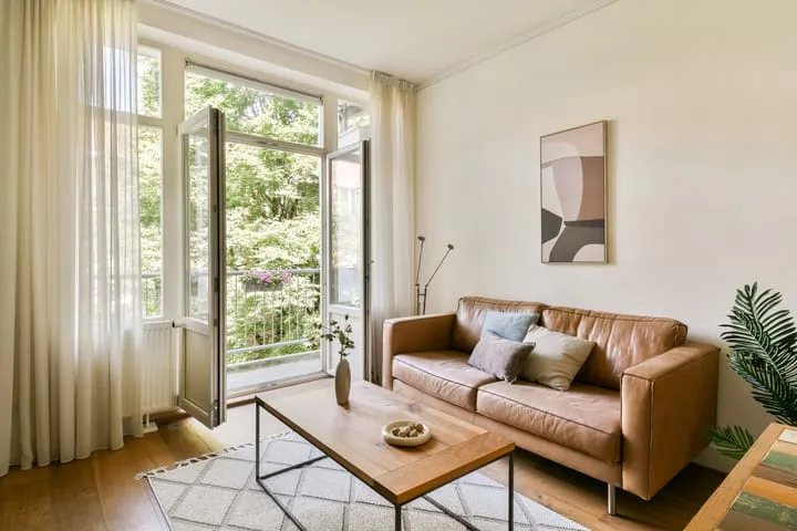 Studio for sale: Krugerplein 22-2A, Transvaalbuurt-West Amsterdam