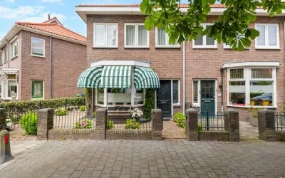 Hoekwoning te koop: Krugerstraat 17, Van Galenbuurt Den Helder