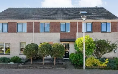 Tussenwoning te koop: Kruidenlaan 147, Kruidenwijk Oost Nijverdal