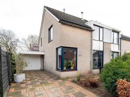 Hoekwoning te koop: Kruidenlaan 180, Kruidenwijk Oost Nijverdal