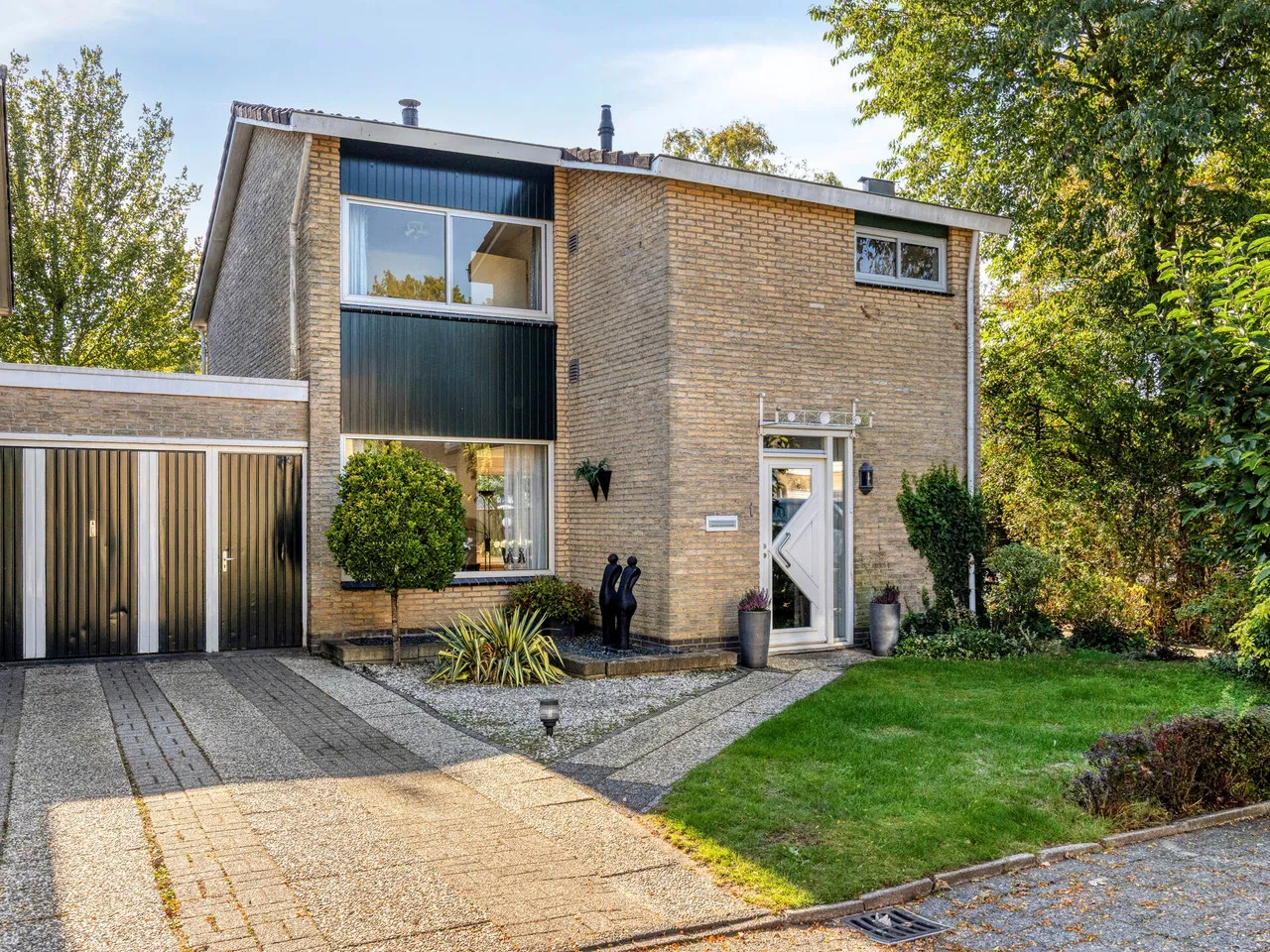 Twee-onder-één-kap te koop: Kruijskamp 1, Oldenzaal