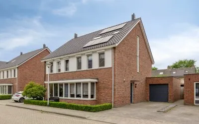 Twee-onder-één-kap te koop: Kruipheide 11, Brouwhuis-Dorp Helmond