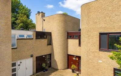 Tussenwoning te koop: Kruisbes 3, Leedewijk-Noord Leiden