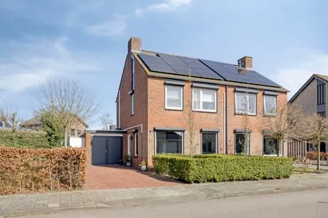 Twee-onder-één-kap te koop: Kruisbessestraat 32A, Krabbendijke - Rozeboom Krabbendijke