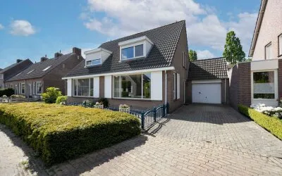 Tussenwoning te koop: Kruisboogstraat 53, Dorp Haaren Haaren