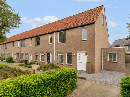 Hoekwoning te koop: Kruisherenborch 40, De Overlaet west Rosmalen
