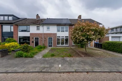 Tussenwoning te koop: Kruisherenstraat 13, West 1 Dongen