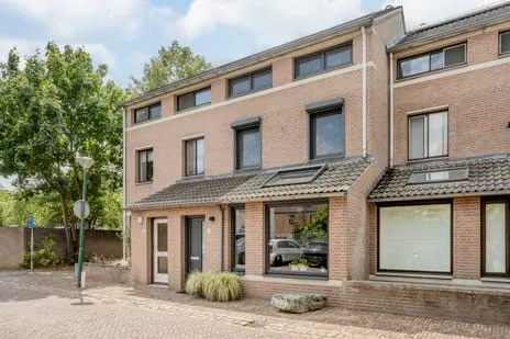 Tussenwoning te koop: Kruishout 32, Cuijk kern Cuijk