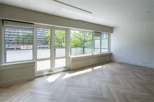 Woning te huur: Kruiskade, Rotterdam