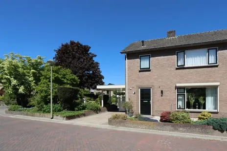 Tussenwoning te koop: Kruispad 12, Groesbeek Stekkenberg Groesbeek