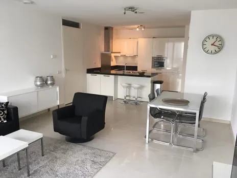 Appartement te huur: Kruisplein 692, Cool Rotterdam