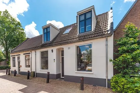 Tussenwoning te koop: Kruissteeg 23, Centrum Hilversum