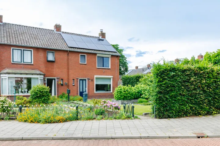 Twee-onder-één-kap te koop: Kruissteenweg 106, Wierden-West Wierden