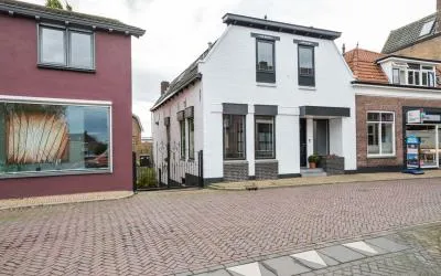 Twee-onder-één-kap te koop: Kruisstraat 20, Centrum Werkendam Werkendam