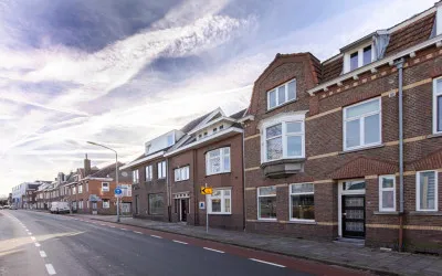 Tussenwoning te koop: Kruisstraat 28, Lindeveld Heerlen