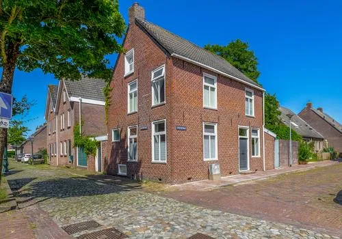 Detached house for sale: Kruisstraat 6, Nieuweschans-Centrum Bad Nieuweschans