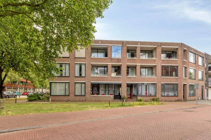 Apartment for sale: Kruisstraat 76, Centrum-Zuid Oss