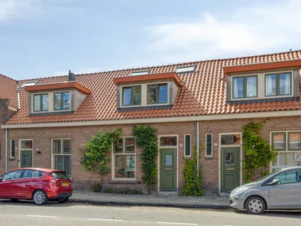 Tussenwoning te koop: Kruistochtstraat 26, Kruistochtbuurt Haarlem