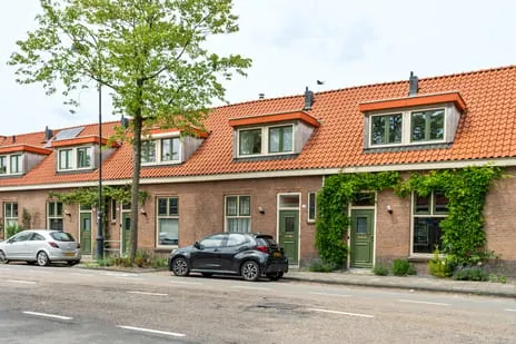 Tussenwoning te koop: Kruistochtstraat 44, Kruistochtbuurt Haarlem