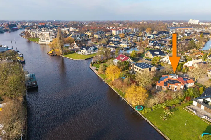 Vrijstaande woning te koop: Kruiswater 8, De Domp Sneek