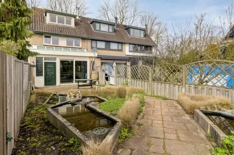 Tussenwoning te koop: Kruisweg 24, Kruisweg Bleiswijk