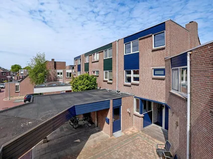 Tussenwoning te koop: Kruiszwin 1124, Kruiszwin Julianadorp