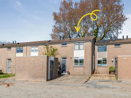 Tussenwoning te koop: Kruiszwin 4127, Kruiszwin Julianadorp