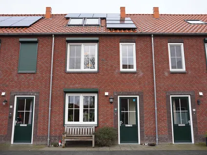 Tussenwoning te koop: Kruithuisstraat 65, Ijzendijke