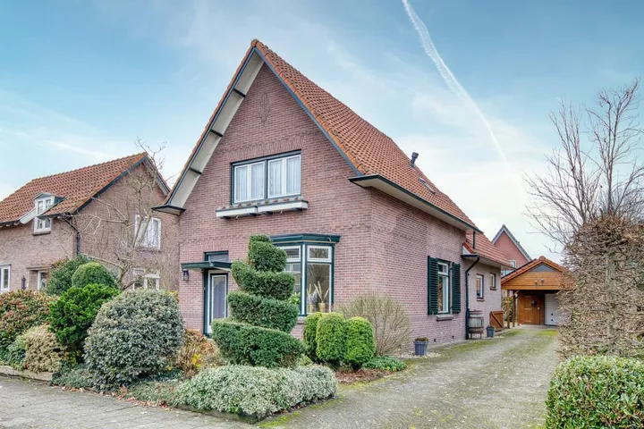 Vrijstaande woning te koop: Kruizemuntstraat 14, De Mheen Apeldoorn