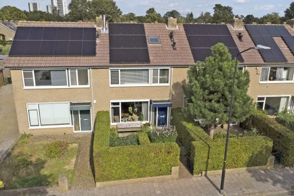 Tussenwoning te koop: Kruizemuntstraat 203, Apeldoorn