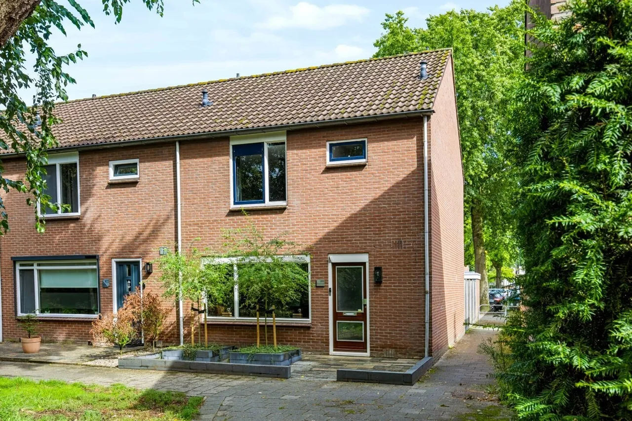 Hoekwoning te koop: Kruizemuntstraat 869, Apeldoorn