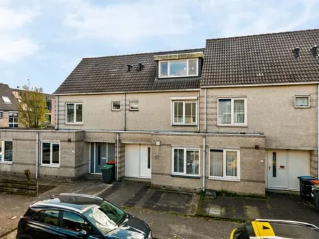 Tussenwoning te koop: Kuifmees 51, Meerwijk Uithoorn