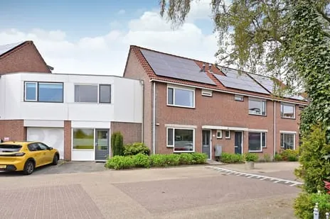 Tussenwoning te koop: Kuinder 1, Huizermaat Noord Huizen