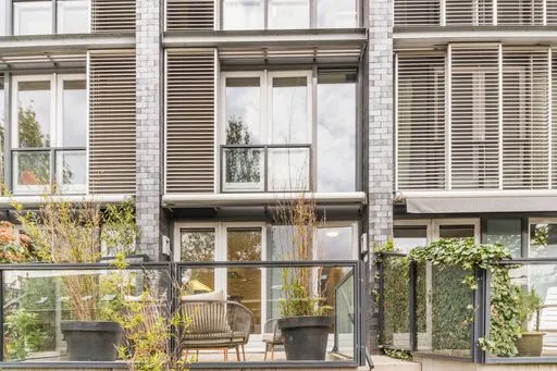 Hoekwoning te koop: Kuiperstraat 1, Bouwmeestersbuurt Noord Tilburg