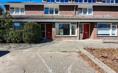 Tussenwoning te huur: Kurt Schwittersplantsoen 3, Tussen de Vaarten Z.- Midden west Almere