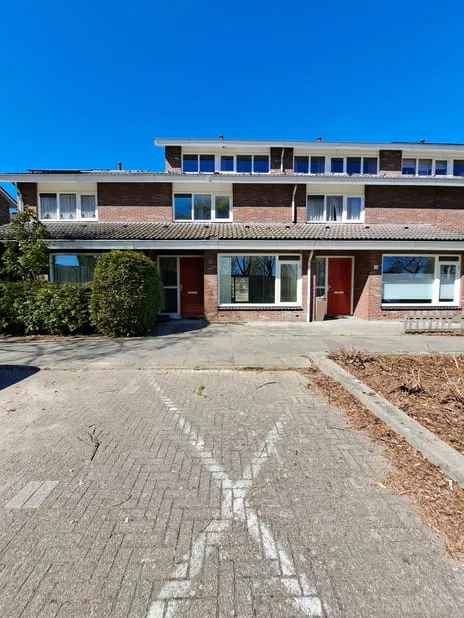 Tussenwoning te huur: Kurt Schwittersplantsoen 3, Tussen de Vaarten Z.- Midden west Almere