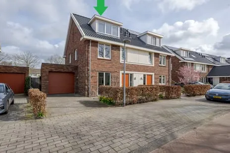 Twee-onder-één-kap te koop: Kuyperbrink 20, Noord-Hofland Voorschoten