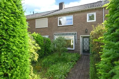 Terraced house for sale: Kuyperlaan 27, Ministerpark Naarden