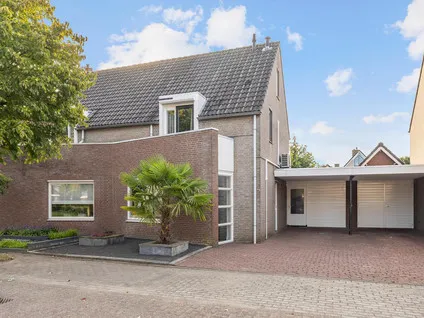 Tussenwoning te koop: Kuyperveld 7, Vlaskamp Erp